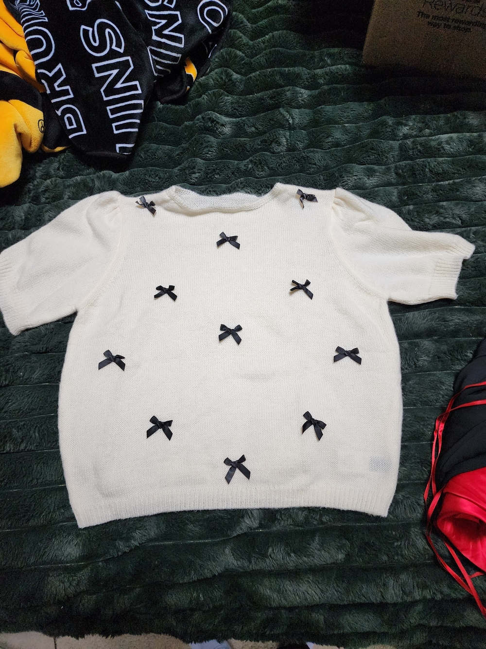 SHEIN Cream Short-Sleeve Sweater with Black Bow Embellishments